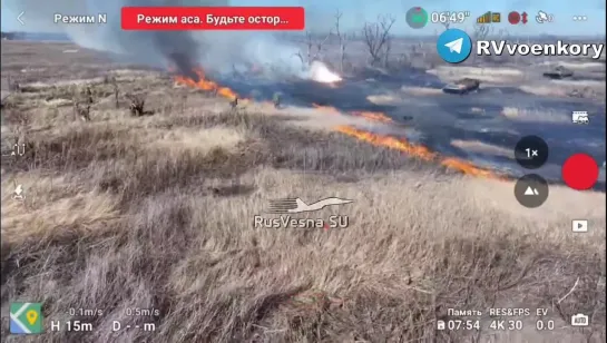 ‼️🇷🇺Наши бойцы рвутся вперёд сквозь огонь — фрагмент атаки у Авдеевки