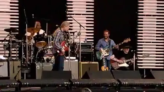 Eric Clapton. Crossroads Guitar Festival 2007. part 01