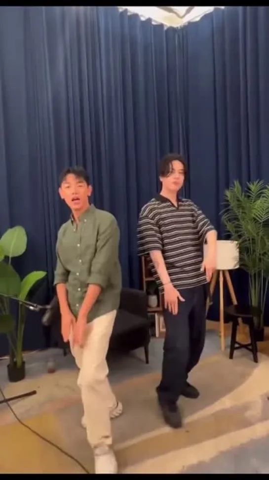 Eric Nam "Don't leave yet" challenge with #Yugyeom