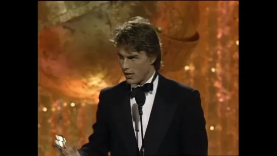 Tom Cruise Wins Best Actor Motion Picture - Golden Globes (1990)