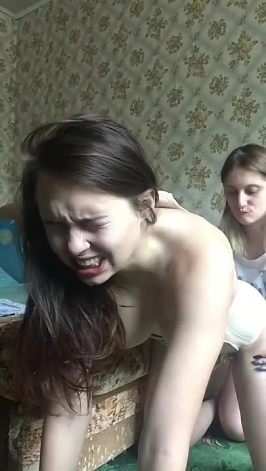 РУССКАЯ РАБЫНЯ ПРОХОДИТ ОСМОТР) teens blowjob amateur incest bdsm webcam mature