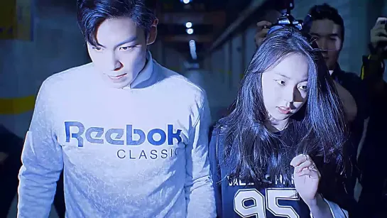 CF | Sohee & TOP @ Reebok EX-O-FIT  "Paparazzi"