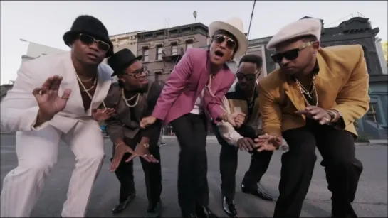 Mark Ronson - Uptown Funk ft. Bruno Mars