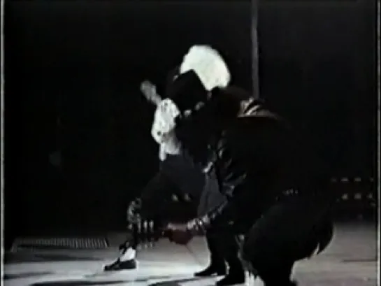 Michael Jackson - Dangerous Tour live in Tokyo 1992 - Black Or White (with Slash)