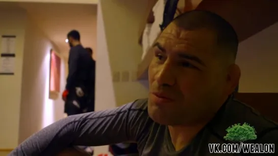 UFC 188 Embedded- Vlog Series - Episode 3 [русская озвучка от My Life Is MMA]