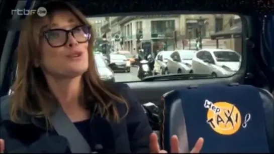 Carla Bruni-Sarkozy se confie dans un taxi