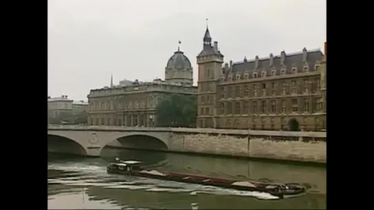 Paris - Le guide complet pour visiter la ville - documentaire tourisme