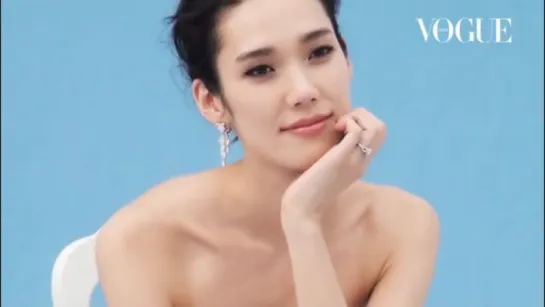 Tao Okamoto 5/21 Vogue Japan Wedding