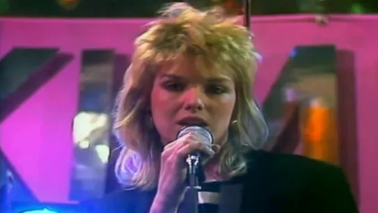 Kim Wilde - Kids In America (Live)