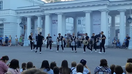 Drum Time. Барабанное шоу. Фестиваль уличных театров на Елагином. 30.07.2023