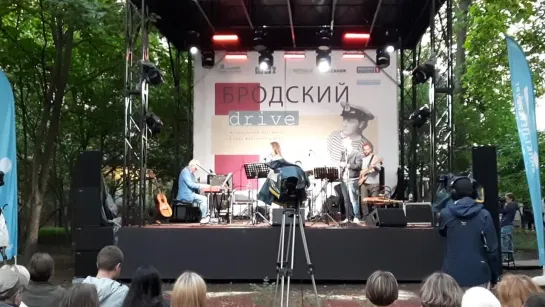 «Бродский DRIVE» в саду Фонтанного Дома. 16.07.2022