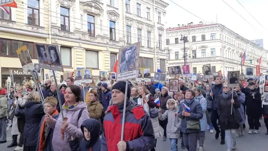 "Бессмертный полк"-2. СПб, Невский проспект. 09.05.2022