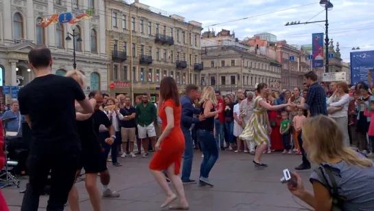 Город танцует. Невский проспект. 17.06.2018