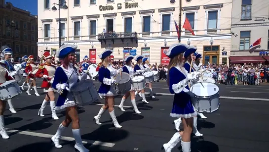 День города. СПб. Невский. Оркестры, барабанщики-2. 27.05.2018