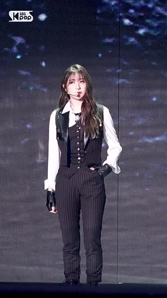 2021 가요대전 4K 여자스페셜 이채연 Fiction Special Stage LEE CHAEYEON FanCamSBS Gayo Daejeon20211225_v720P