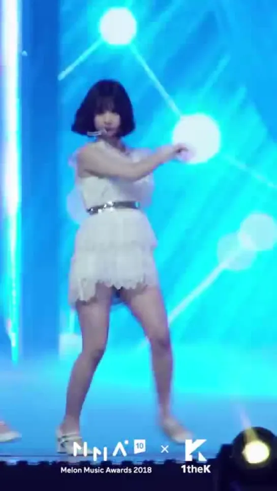 [fancam] GFRIEND Eunha _ Intro + Time for the moon night