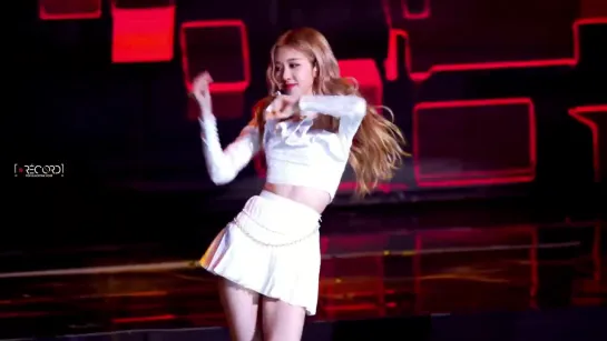 [fancam] 190123 BLACKPINK ROSÉ 2019 Gaon Chart Music Awards 직캠 - 뚜두뚜두 + FOREVER YOUNG