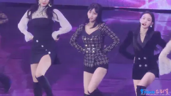 190106  TWICE MOMO What is Love Fancam