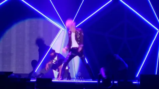 160130 SW2016 in FUKUOKA - Taemin dance break