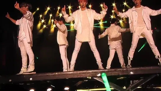 150321 SMTOWN SHINee - Lucifer  (主大螢幕)