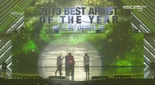 131114 Melon Music Award Artist Of The Year - SHINee