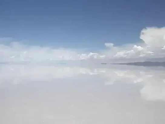 озеро Salar de Uyuni