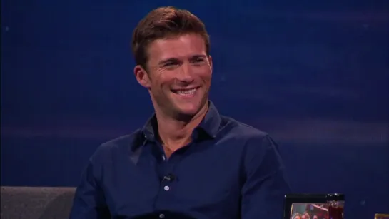 The Nightly Show 1x24 - James Van Der Beek, Scott Eastwood