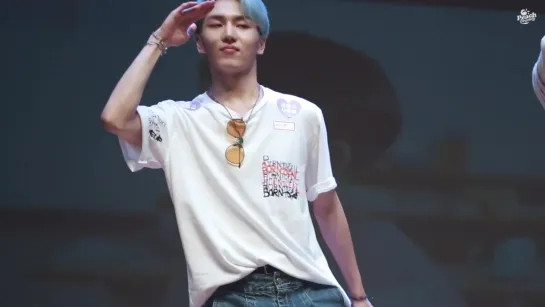 [FANCAM] 190804 Apgujeong Fansign