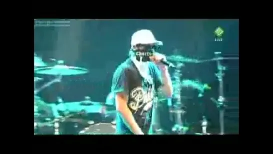 Hollywood Undead-Bottle And A Gun(Live)