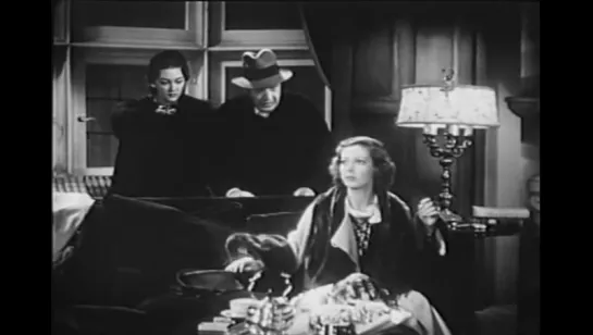 Bulldog Drummond Strikes Back (1934)