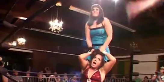 Sarah Stock vs Cheerleader Melissa