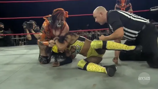 Decay (Rosemary & Havok) vs Savannah Evans & Tasha Steelz