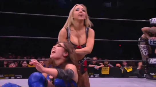 Anna Jay, Ruby Soho, & Skye Blue vs The Bunny, Emi Sakura, & Nyla Rose (w/Vickie Guerrero)