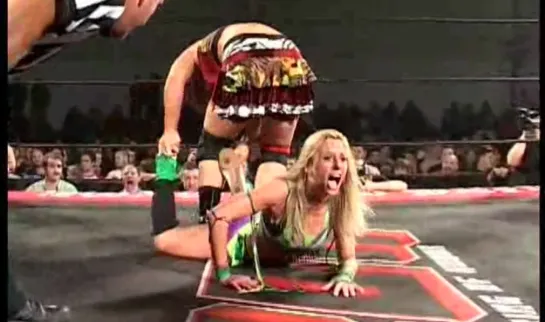 Daizee Haze & Amazing Kong vs Lacey & Sara Del Rey