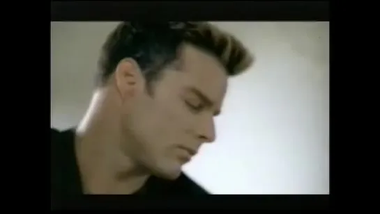 Ricky Martin - She's All I Ever Had