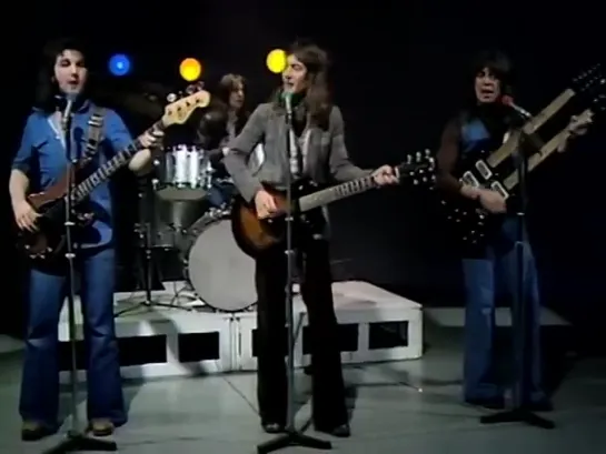 Smokie - Something's Been Making Me Blue (Official Video).mp4