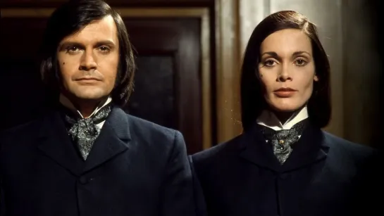 DR. JEKYLL AND SISTER HYDE (ROY WARD BAKER, 1971)