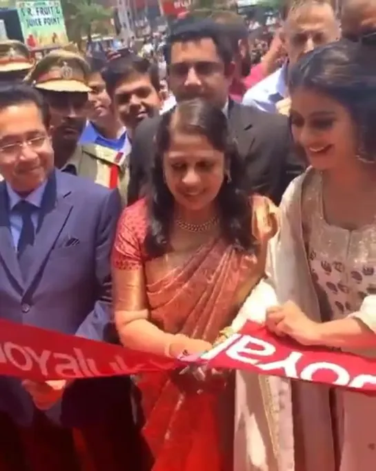 #Kajol для #joyalukkas в #Hyderabad