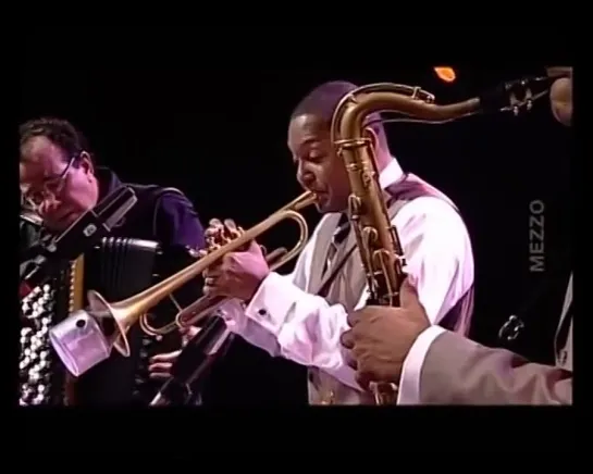 Galliano and Marsalis - La Vie En Rose