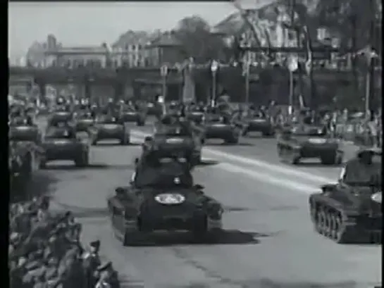 Парад Победы в Берлине 1945 _ Berlin Victory Parade of 1945 [BT4hG12wCeI]