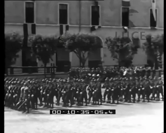 Roma. La festa annuale dei Granatieri di Sardegna si è celebrata col giuramento delle reclute [js6ce-BTMA0]