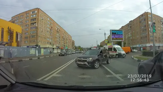 Авария со скорой помощью в Лобне