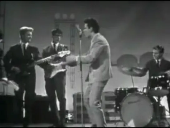 Cliff Richard & The Shadows - "Move It" (1958)