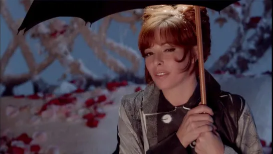 Mylene Farmer - Appelle Mon Numero