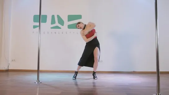 Мусиенко Анна, Birthday Party 2022, студия танцев Pole Dance Style