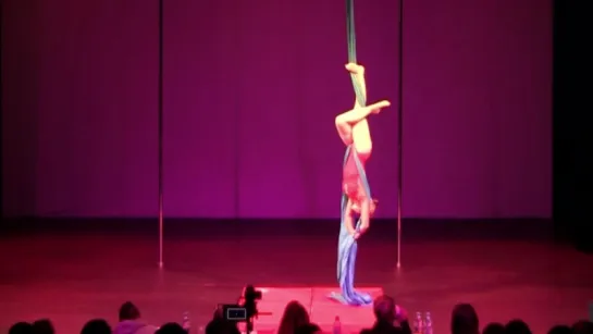 2 место Воздушные полотна - Елена Бондаренкова. Третий турнир студии Pole Dance Style