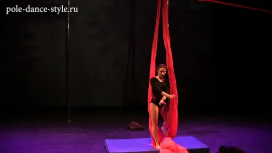 4 турнир студии Pole Dance Style. Полотна - продолжающие. Жданова Валерия.