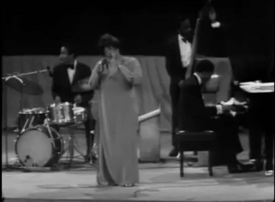 Ella Fitzgerald - Summertime (1968).mp4