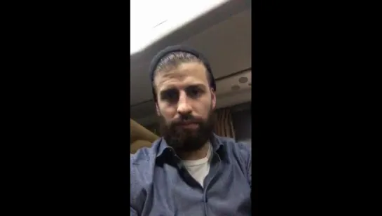 Gerard Piqué en #Periscope: En el autocar!