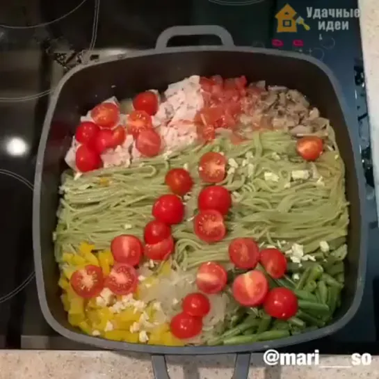 Cпагетти с овощами и курочкой